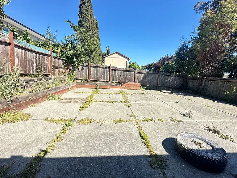 3408 68th Ave — Photo 24