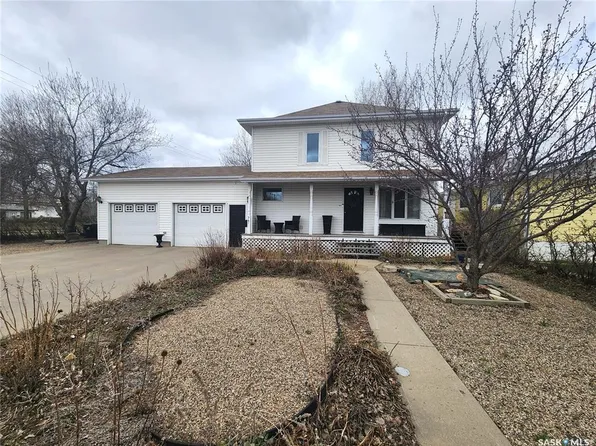 947 Albert STREET, Estevan, SK S4A 1S2