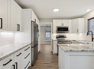 40 Heritage Vlg #E, Southbury, CT 06488