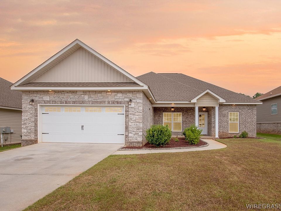 1st image of 651 Valley Stream Dr