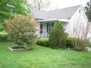 406 E 3rd St, Erie, KS 66733