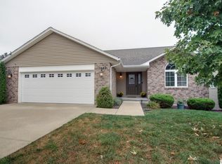 1122 Stone Crest Villa Dr, Quincy, IL 62305