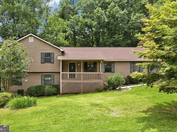357 Kings Hill Ct, Lawrenceville, GA 30045