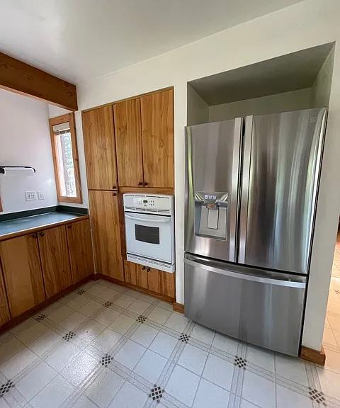 860 S Century Dr — Photo 3
