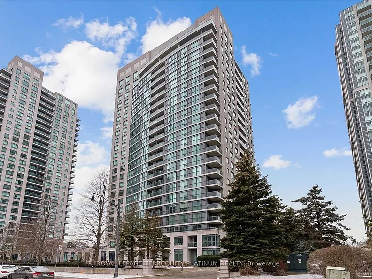 28 Harrison Garden Blvd #1812 — Photo 3