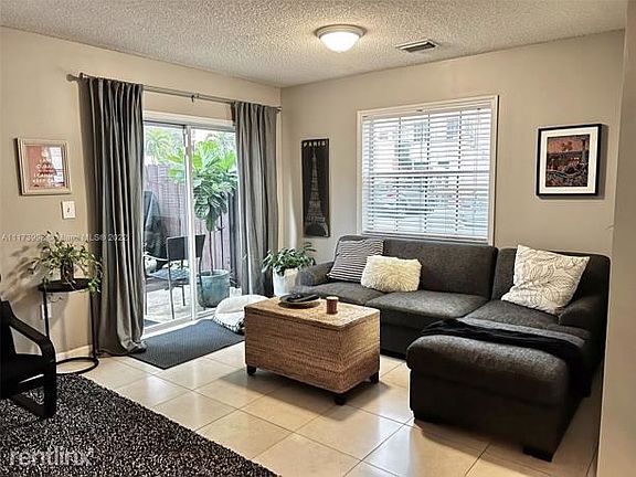 5th image of 6985 NW 173rd Dr APT 1806