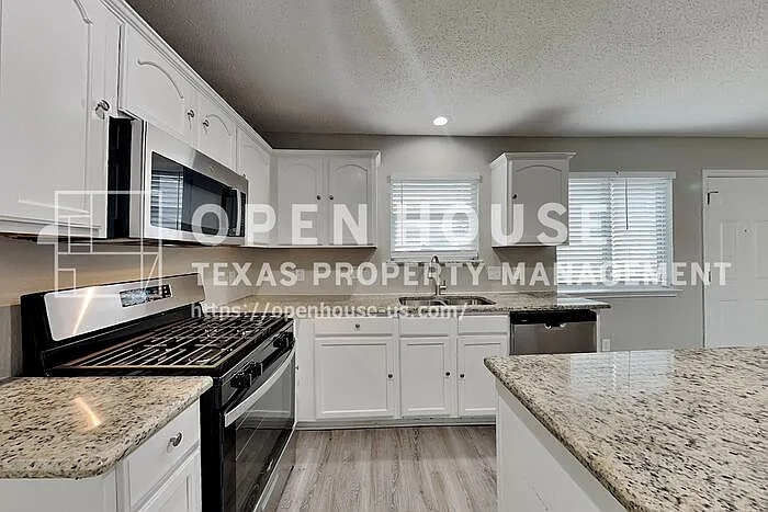 1812 Solitude Ct — Photo 6