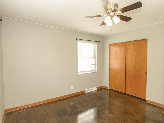 3rd image of 214 W Atchison St #1