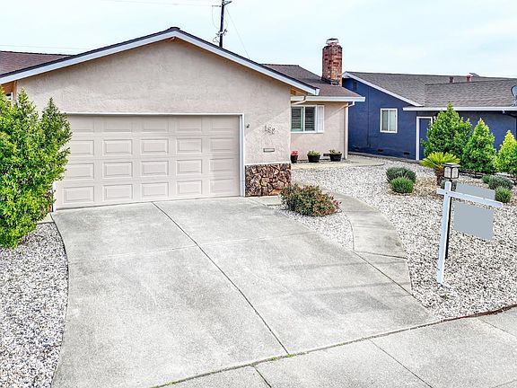 3rd image of 192 Carlsbad Circle