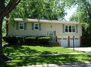 6037 Forestview Dr, Oak Forest, IL