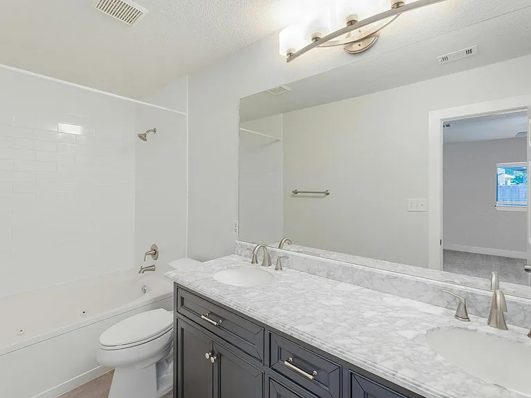 705 Catumet Dr — Photo 15