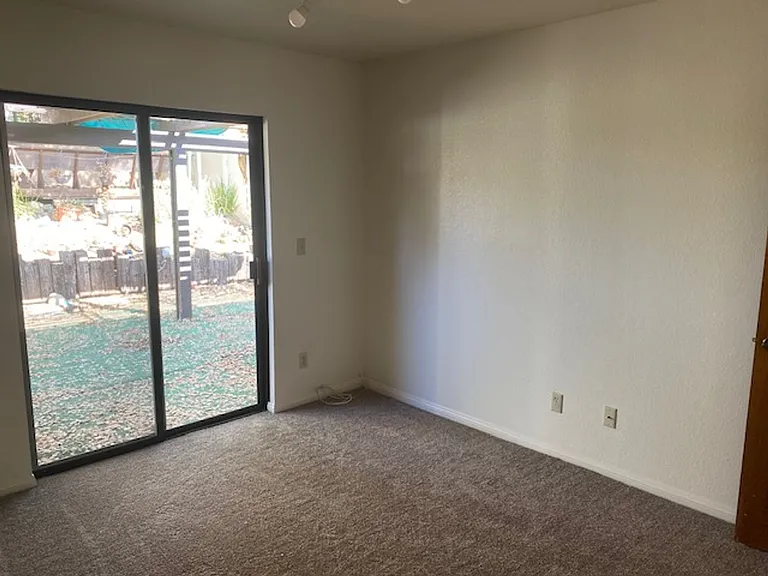 848 Woodland Ave #4 — Photo 6