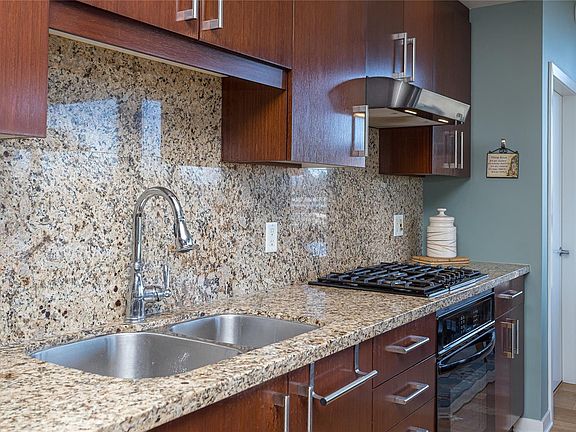 5th image of 379 Tyee Rd #203