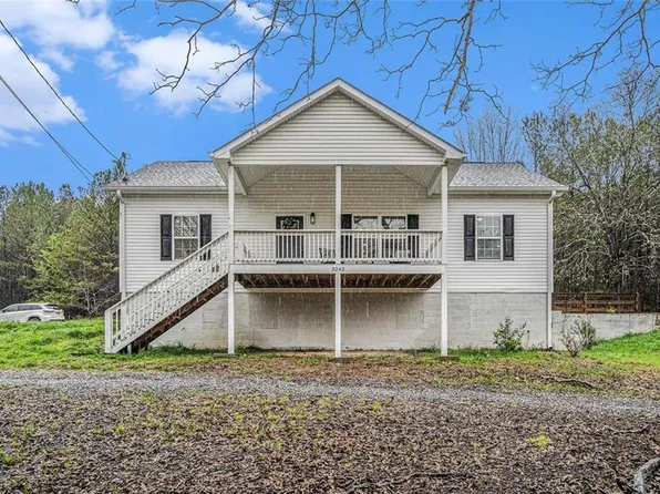 3243 Wax Rd SE, Aragon, GA 30104