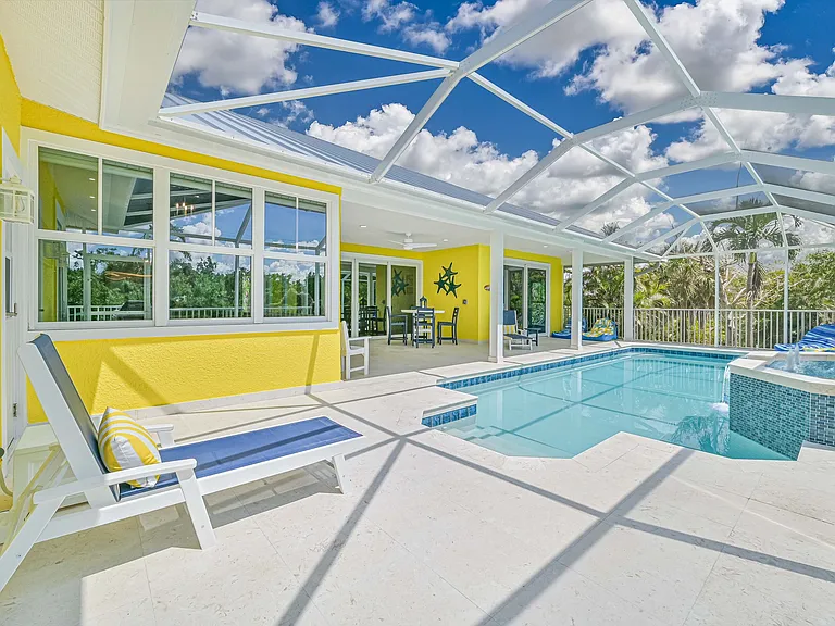 saltwater pool with fountain