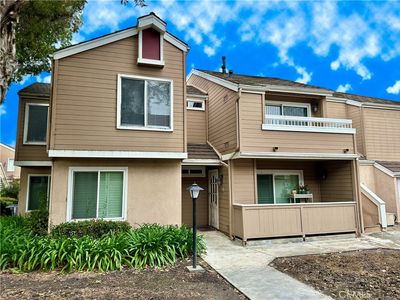 10432 W Briar Oaks Dr APT E, Stanton, CA, 90680