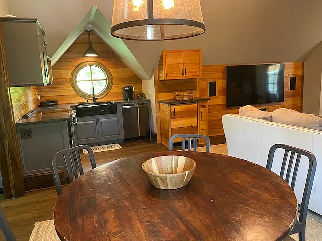 1 bed, 800 sqft, $3,000 — Photo 1