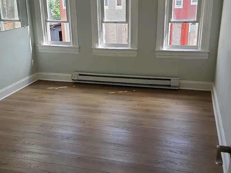 1604 Riggs Ave — Photo 13