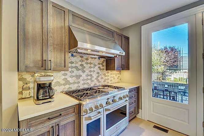 511 Asbury Ave #MAIN HOME — Photo 13