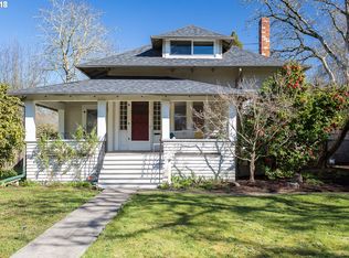 214 SE 61st Ave, Portland, OR