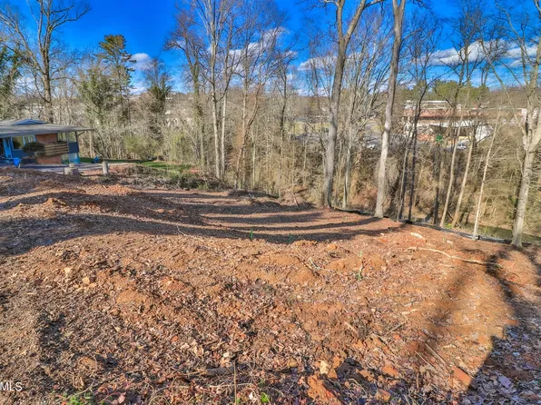 700 Coventry Creek Ln, Knoxville, TN 37919