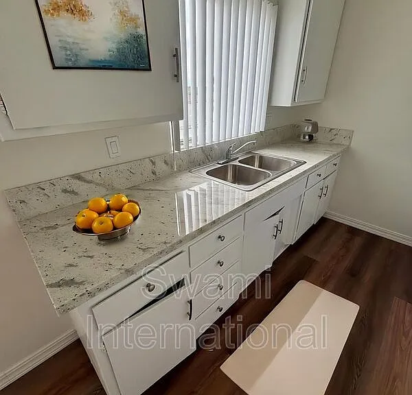 2300 W El Segundo Blvd #17 — Photo 4