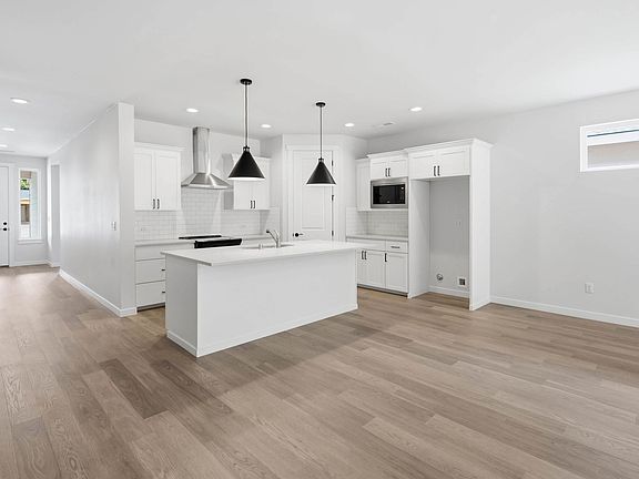 Liberty Park I Plan 2725 C Kitchen