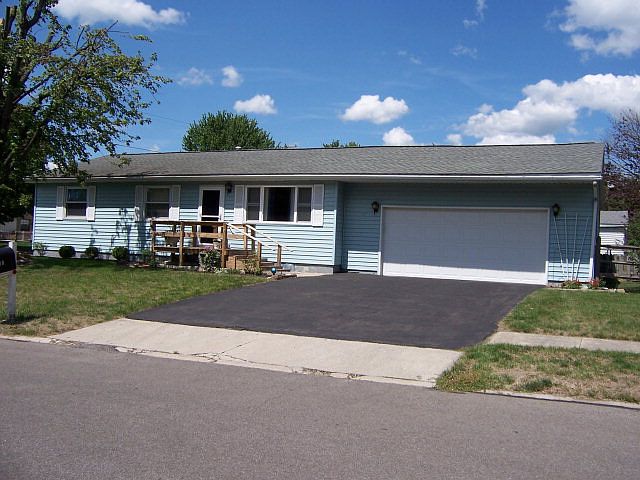 1st image of 1490 Rodney Dr