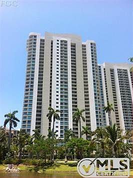 4th image of 3000 Oasis Grand Blvd #Mph5