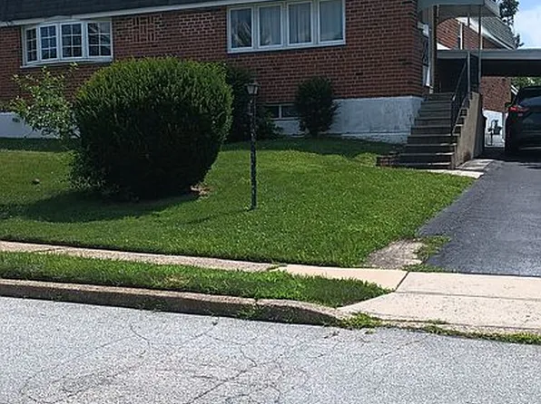 621 Turf Ln, Conshohocken, PA 19428