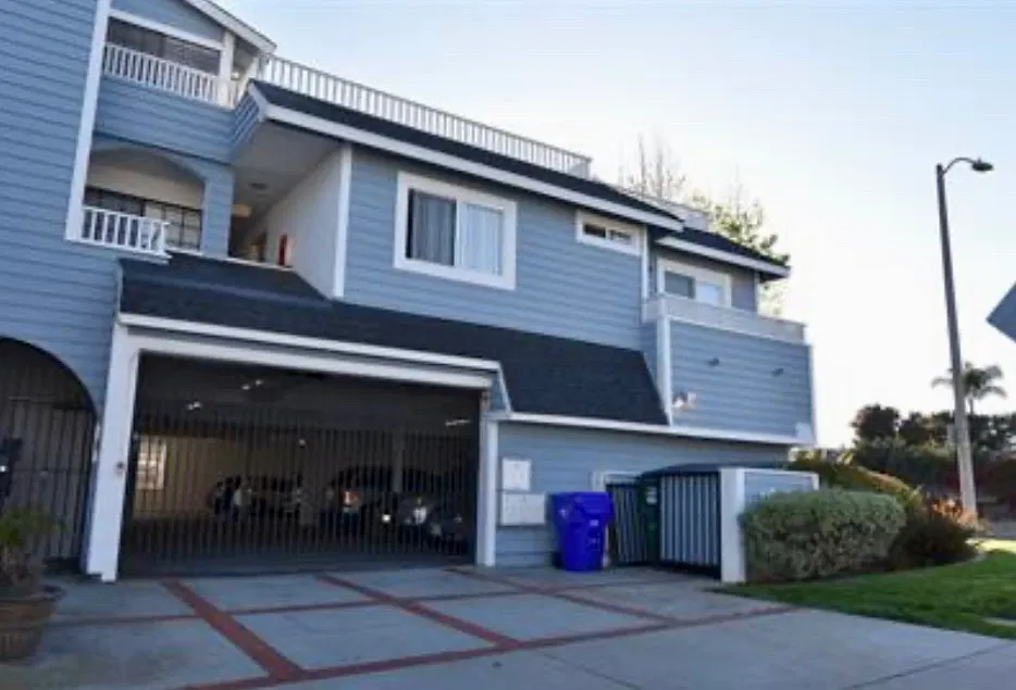 1205 S Nevada St, Oceanside CA