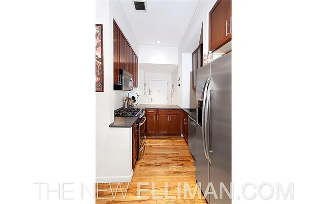 Rented by Douglas Elliman | media 15