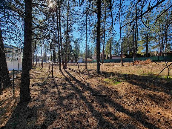 2nd image of 1516 E Center Rd