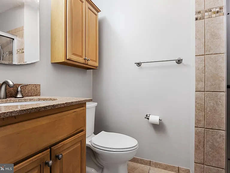 419 Atlanta Ct — Photo 21