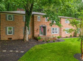 750 Harlech Dr, Newark, OH 43055