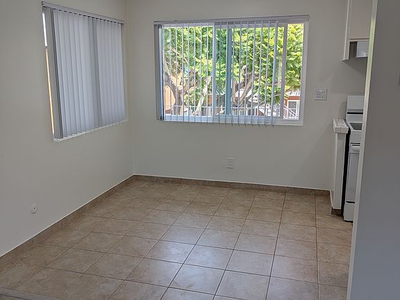 5th image of 2890 W 235th St #9