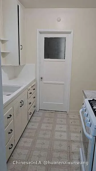 1 bed, 700 sqft, $1,800 — Photo 4