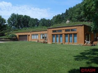 1130 Highland Dr, Blue Earth, MN 56013