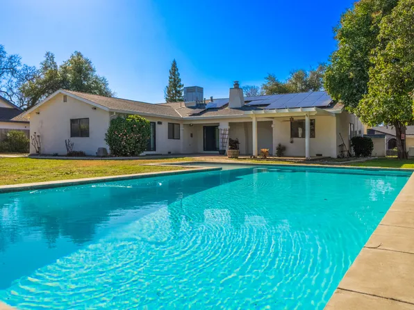 7047 Tucker Ln, Redding, CA 96002