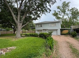 9602 Montgomery Ln, La Porte, TX 77571