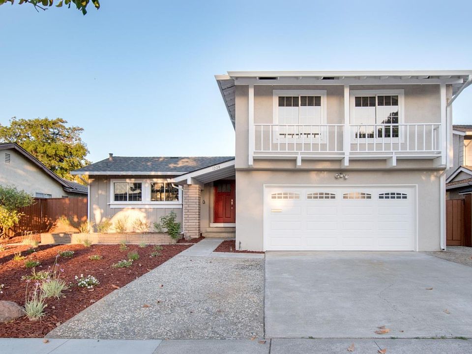 1st image of 1228 Woodflower Way