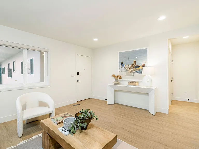 Sea Skiff Apartments Best Ocean View in Hermosa Beach — Photo 14