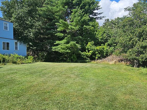 3rd image of 40 Shores Road