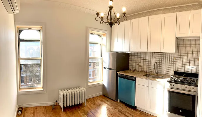 Rented by Brooklyn Real Estate Services | media 13
