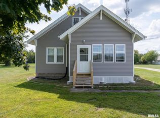1402 Avenue Of The Cities, East Moline, IL 61244