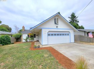 105 N 8th St, Creswell, OR 97426