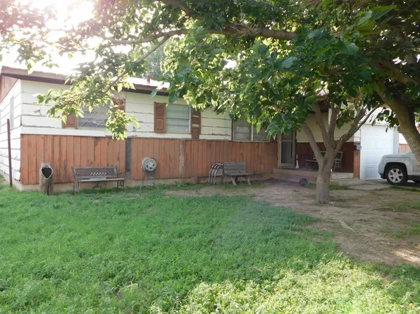 114 N Perkins Ave, Guymon, OK 73942