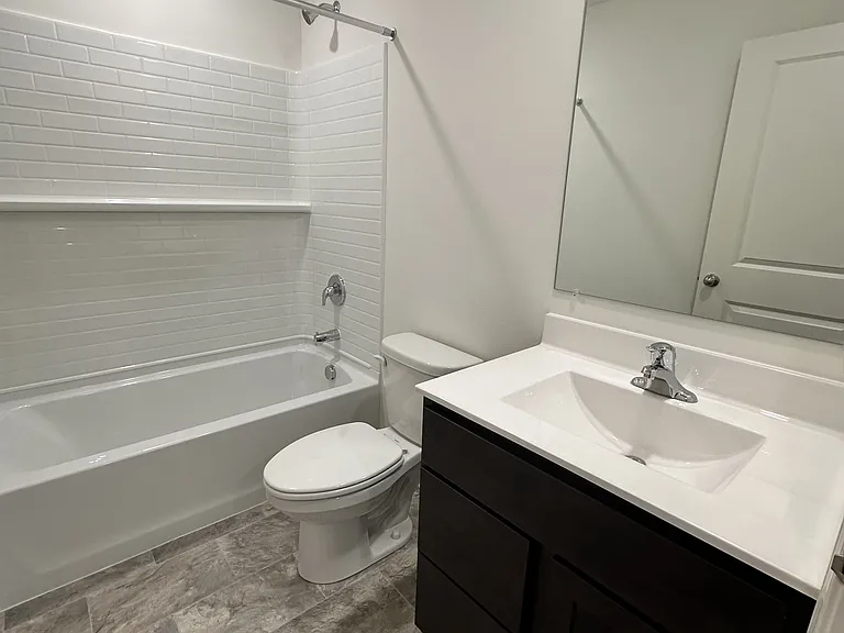 1534 Yosemite Way — Photo 3