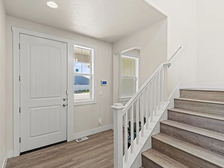 4923 N Glenrock Ave — Photo 4