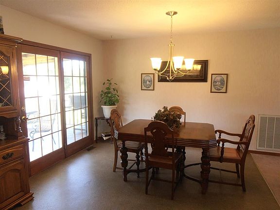 4th image of 313 Knollwood Dr